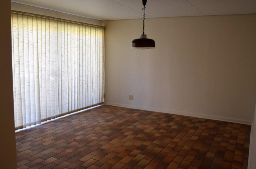 4 Bedroom Property for Sale in Fichardt Park Free State